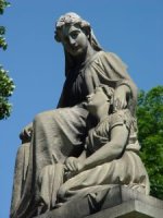 555093_mother_statue.jpg